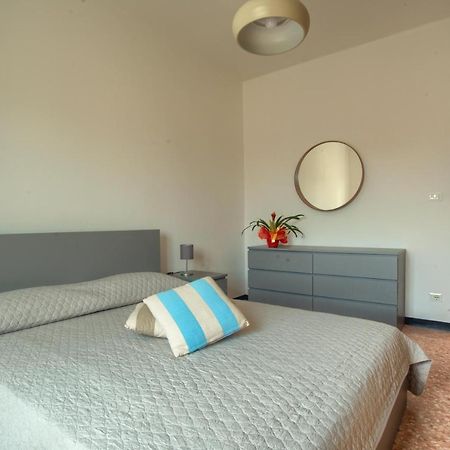 Appartamento Di Fronte Alla Pista Ciclabile Con 2 Camere Da Letto E Wifi Империя Экстерьер фото